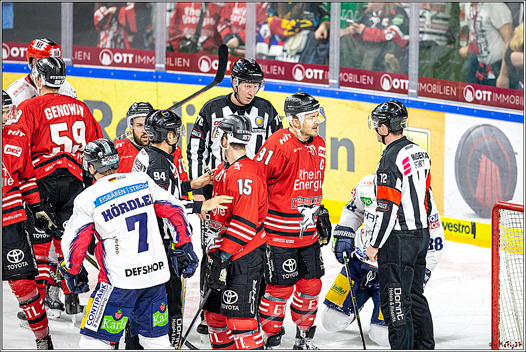 DEL;  Koelner Haie - Eisbaeren Berlin; Koeln, 12.01.2020